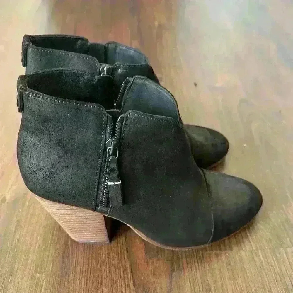 rag & bone Margot leather bootie black metal zip and brown heel.